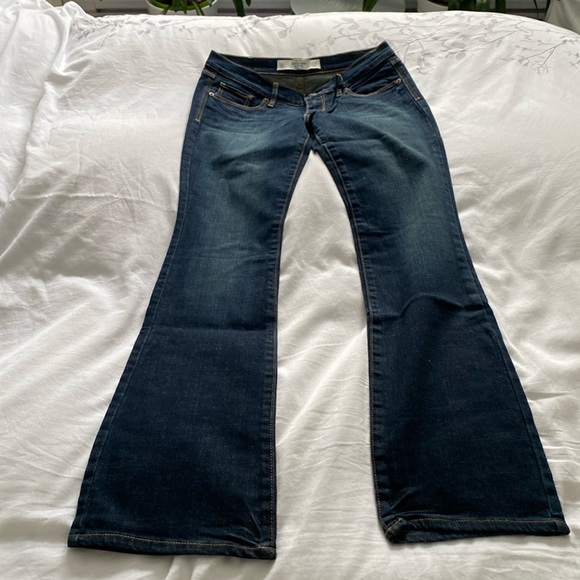 A&F bootcut jeans size 2S - Picture 1 of 8